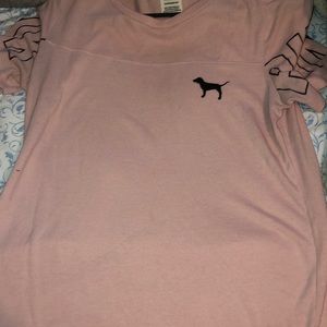 Pink tshirt